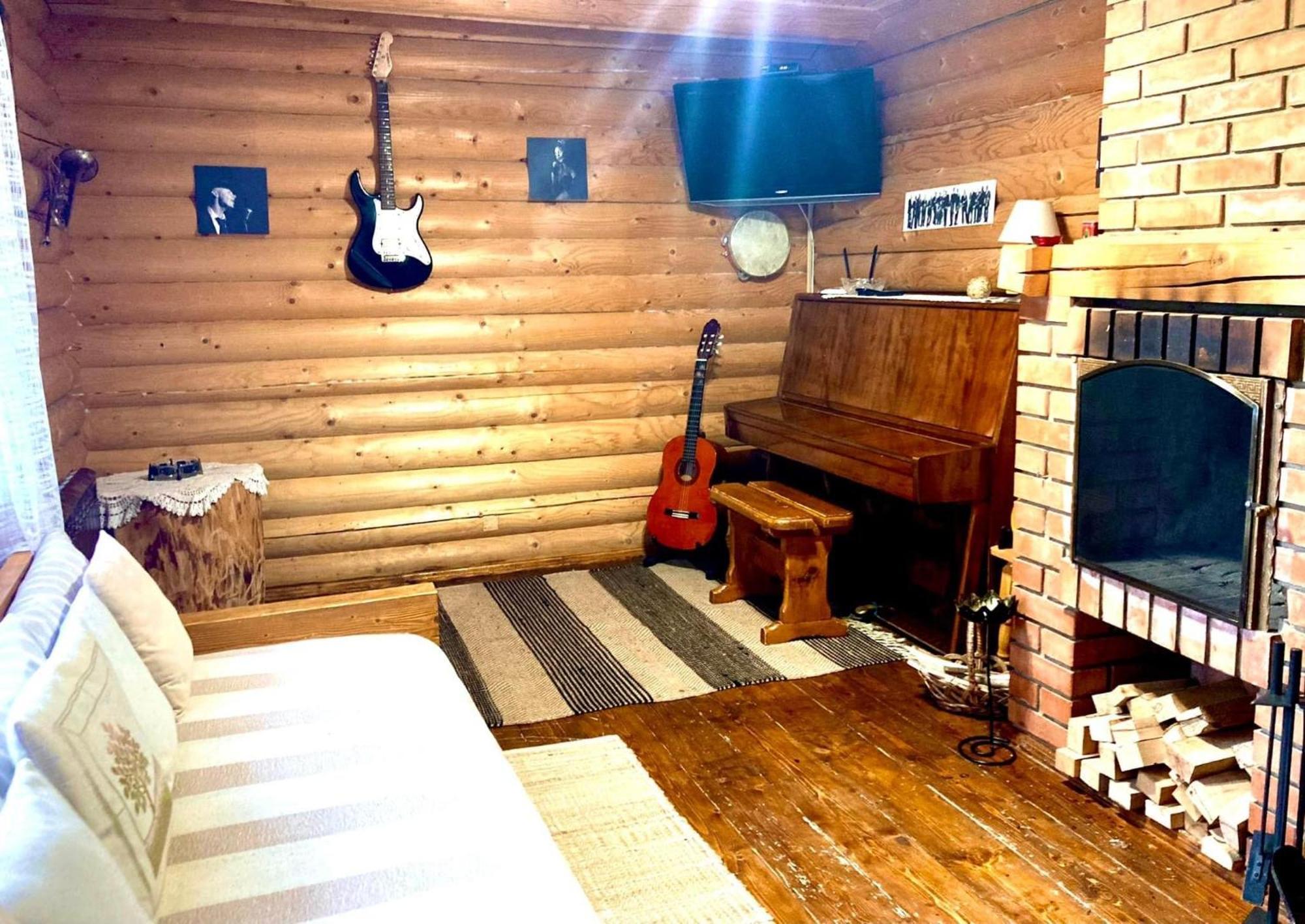 Jazz Xata Villa ยาบลูนิตซา ภายนอก รูปภาพ